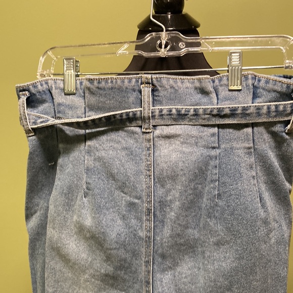 Wild Fable Frayed Jeans - Picture 5 of 7